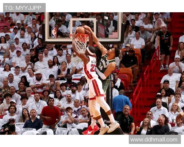 吉米巴特勒带领热火队重返巅峰展现领袖风范与不屈精神