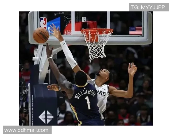 文班亚马首场比赛表现耀眼五次盖帽并成功隔扣字母哥引发热烈讨论