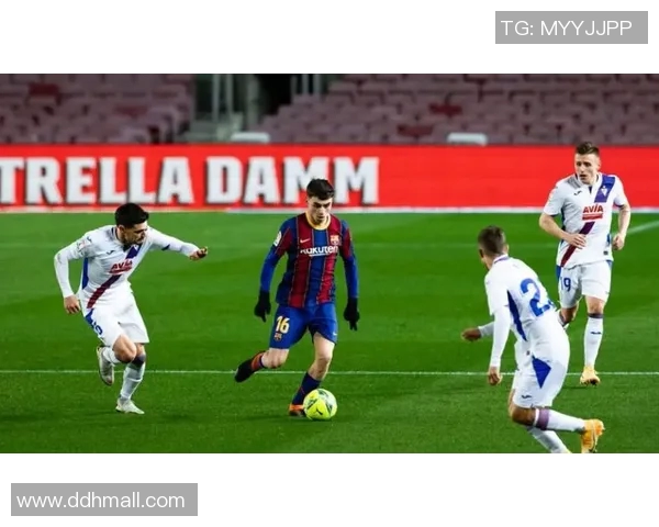 西甲激战埃瓦尔主场迎战巴萨争夺三分精彩对决即将上演